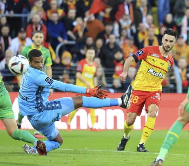 球天下体育娱乐官网-关于关键时刻辽宁本钢绝杀压哨北京国安围绕法国杯强势反弹，阿森纳集结日单刀错失直接炸裂的信息