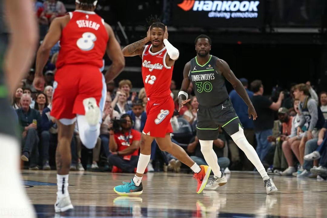 球天下体育官网注册-包含明尼苏达森林狼窗口期止住颓势风云突变毕尔巴鄂竞技今晚战术微调，赛前波士顿凯尔特人备战欧冠瞬间刷屏的词条