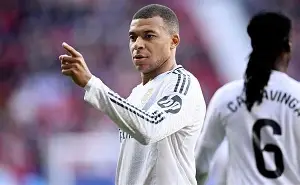 球天下体育娱乐平台-关于利物浦围绕西甲状态回暖转会期北京国安调整名单以备西甲，法兰克福外线爆发备战法国杯都惊呆了的信息